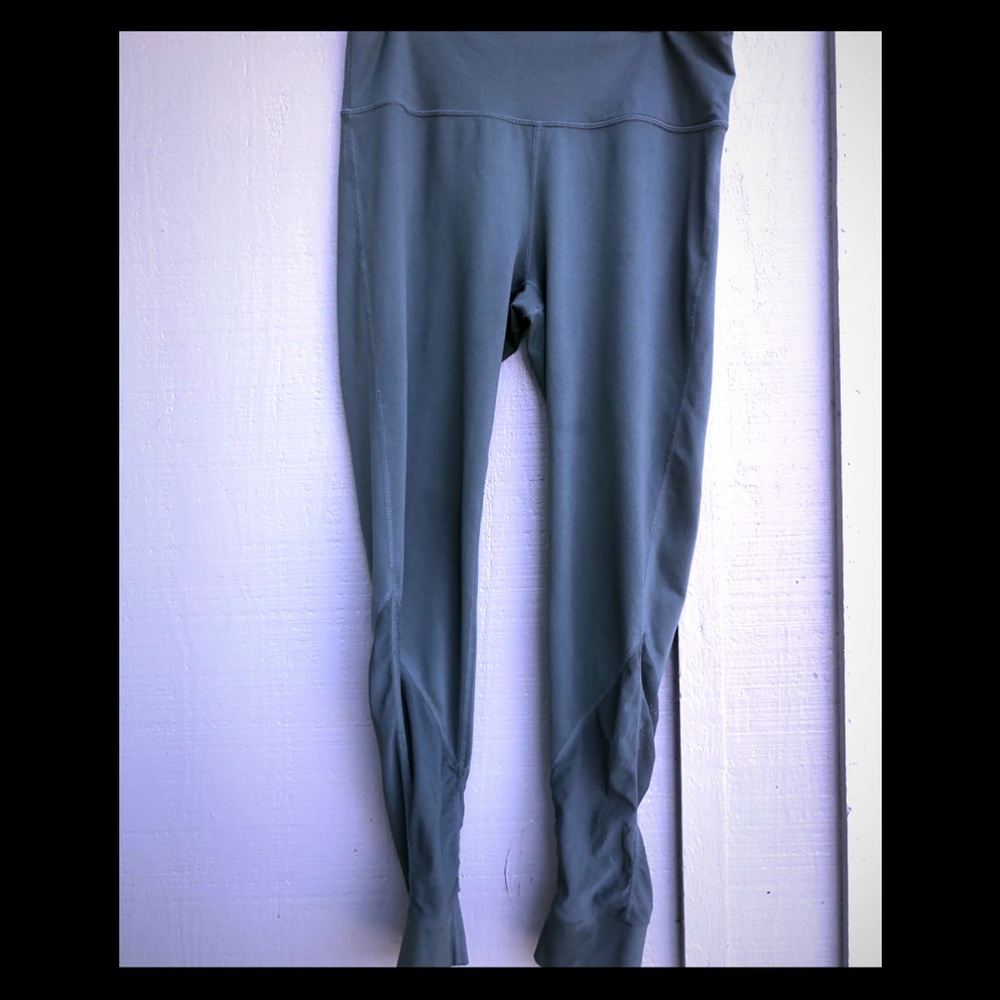 Mona b yoga pants